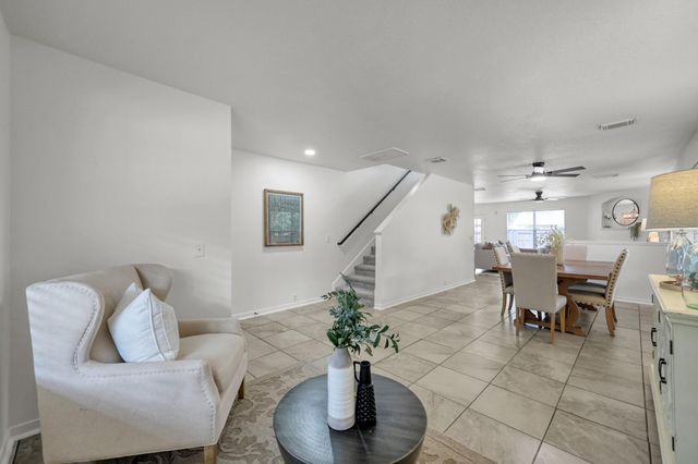 17602 S Summit Canyon Drive, Houston, TX 77095