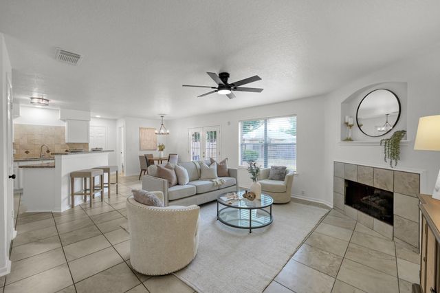 17602 S Summit Canyon Drive, Houston, TX 77095