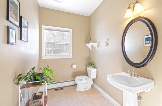 5 Monticello Drive, Amherst, NH 03031