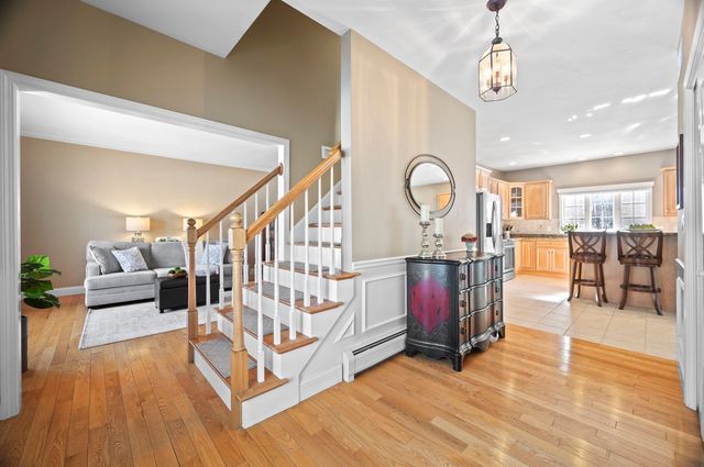 5 Monticello Drive, Amherst, NH 03031