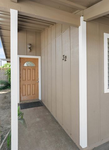 32 Ulumau Pl, Paia, HI 96779