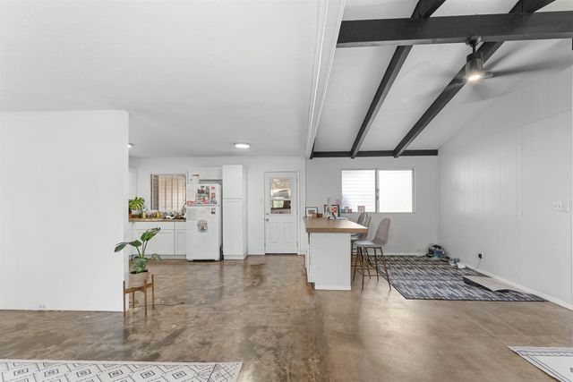 32 Ulumau Pl, Paia, HI 96779