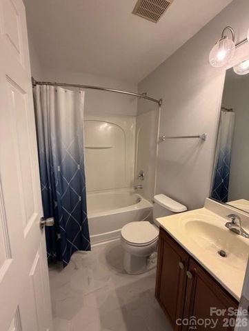 2009 Cambridge Beltway Drive, Charlotte, NC 28273