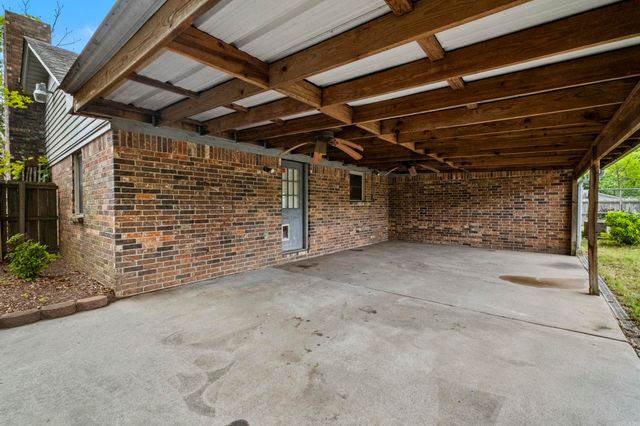 1 Devon Lane, Jacksonville, AR 72076