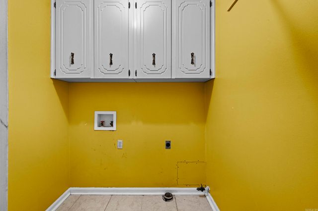 1 Devon Lane, Jacksonville, AR 72076