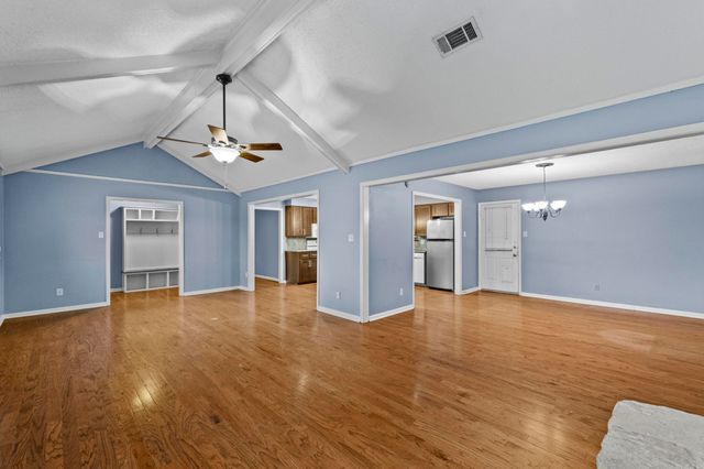 1 Devon Lane, Jacksonville, AR 72076