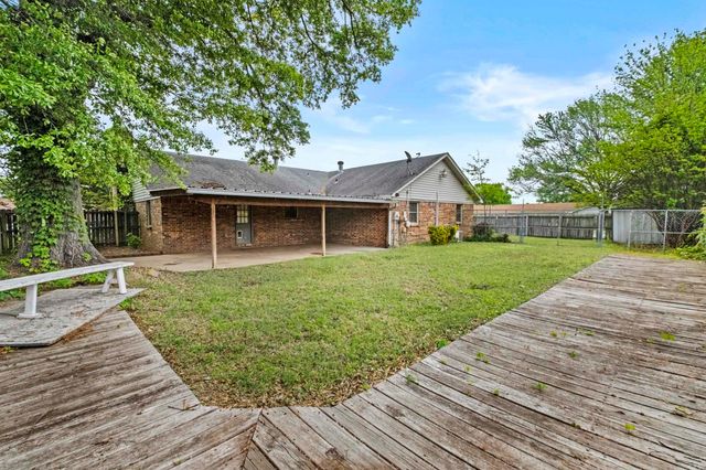 1 Devon Lane, Jacksonville, AR 72076