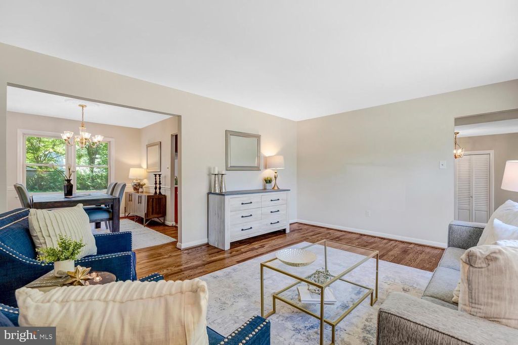 Image 11 of property listing at 5128 CLAVEL TER, Rockville, MD 20853