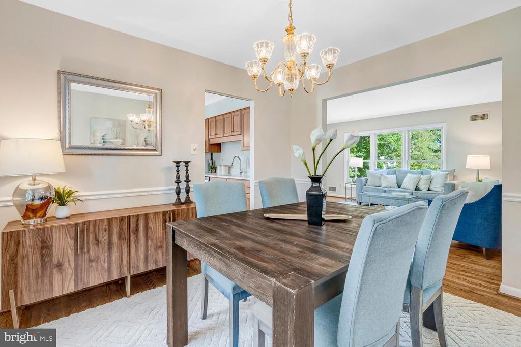 Image 13 of property listing at 5128 CLAVEL TER, Rockville, MD 20853