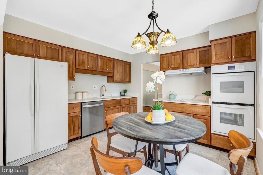 Image 17 of property listing at 5128 CLAVEL TER, Rockville, MD 20853