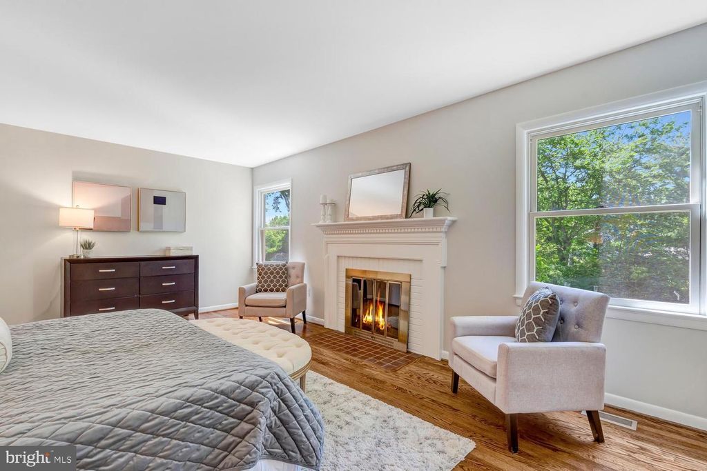 Image 31 of property listing at 5128 CLAVEL TER, Rockville, MD 20853