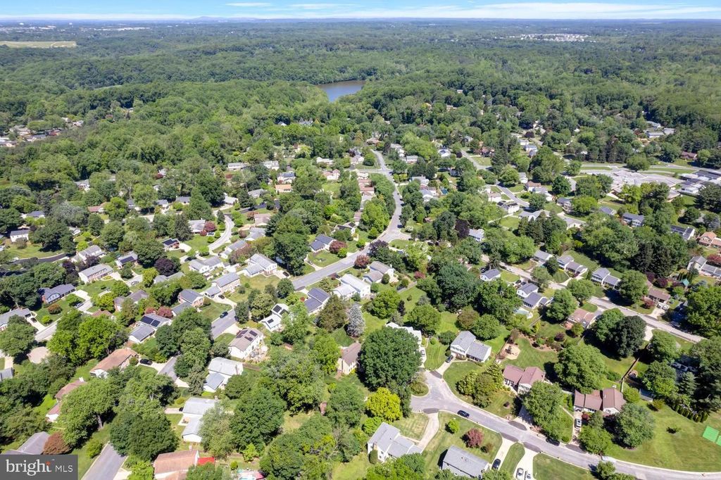 Image 46 of property listing at 5128 CLAVEL TER, Rockville, MD 20853