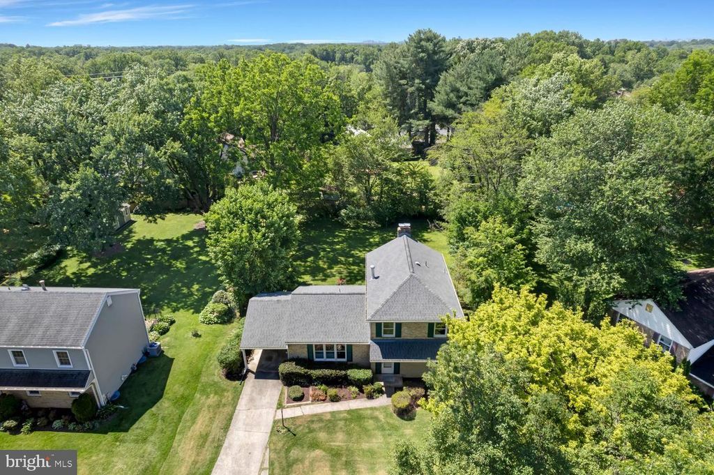 Image 48 of property listing at 5128 CLAVEL TER, Rockville, MD 20853