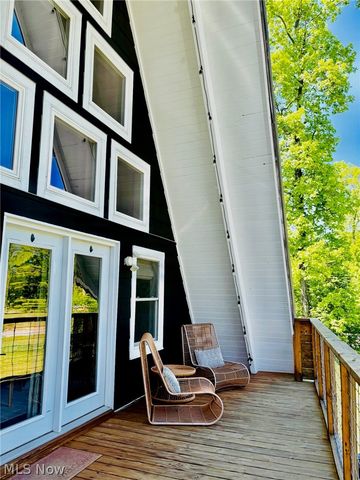 2793 Barclay Messerly Road, Southington, OH 44470