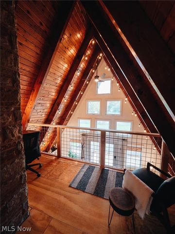 2793 Barclay Messerly Road, Southington, OH 44470