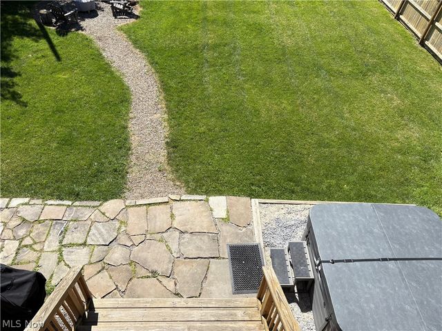 2793 Barclay Messerly Road, Southington, OH 44470