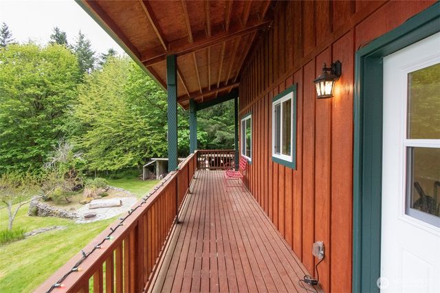 151 Kingo Ridge Road, Port Angeles, WA 98363