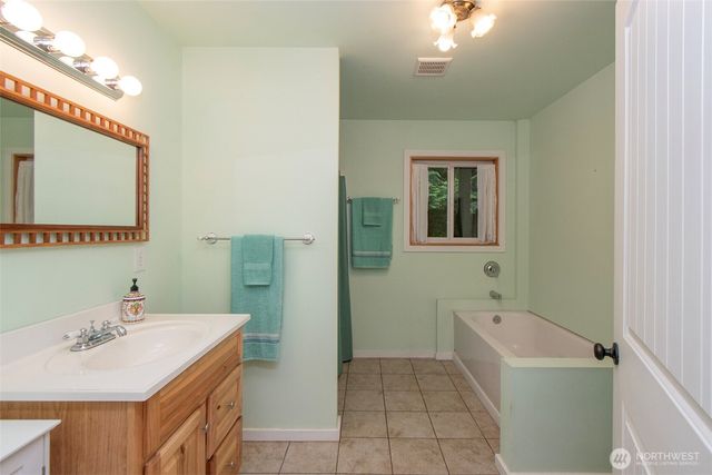 151 Kingo Ridge Road, Port Angeles, WA 98363