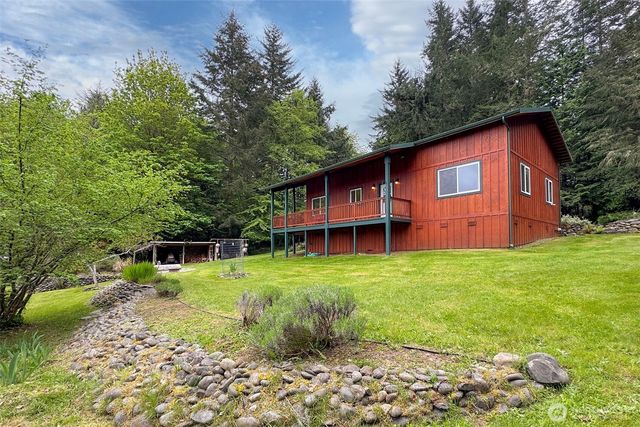 151 Kingo Ridge Road, Port Angeles, WA 98363