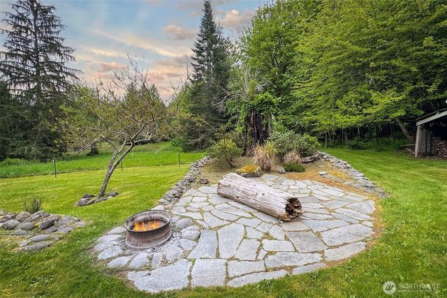 151 Kingo Ridge Road, Port Angeles, WA 98363