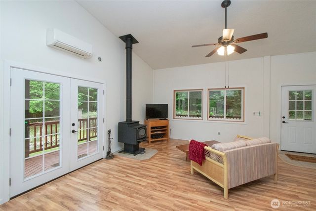 151 Kingo Ridge Road, Port Angeles, WA 98363