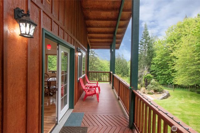 151 Kingo Ridge Road, Port Angeles, WA 98363