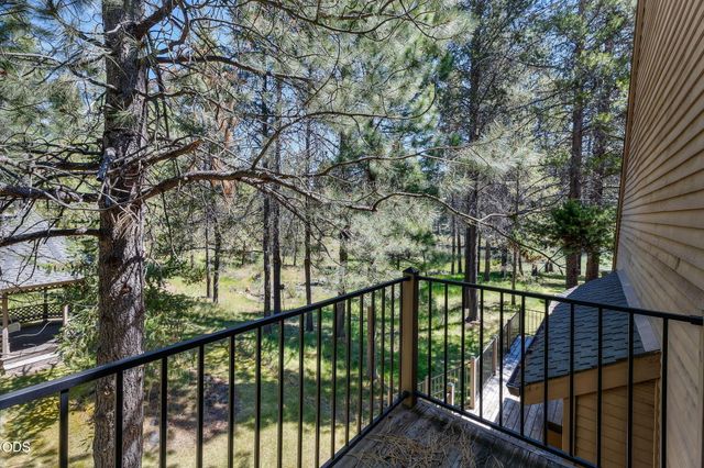 56832 Besson Road, Bend, OR 97707