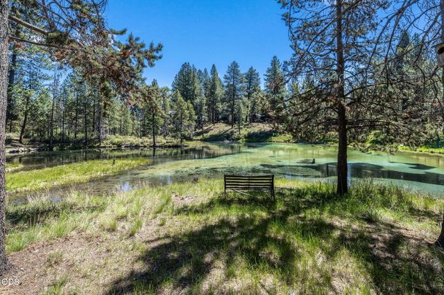 56832 Besson Road, Bend, OR 97707