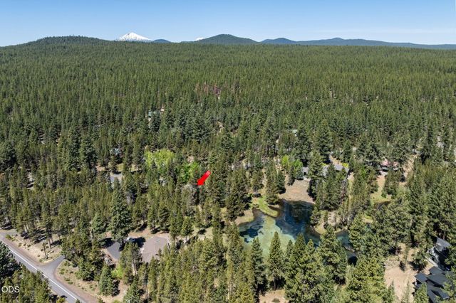 56832 Besson Road, Bend, OR 97707