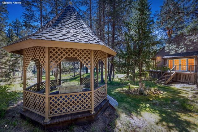 56832 Besson Road, Bend, OR 97707