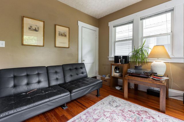 2513-2515 Indianola Avenue, Columbus, OH 43202