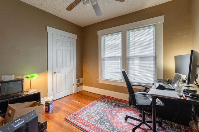 2513-2515 Indianola Avenue, Columbus, OH 43202