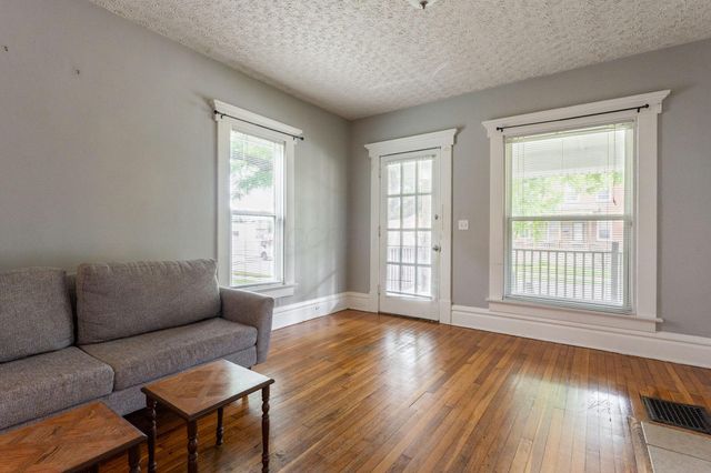 2513-2515 Indianola Avenue, Columbus, OH 43202