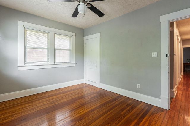 2513-2515 Indianola Avenue, Columbus, OH 43202