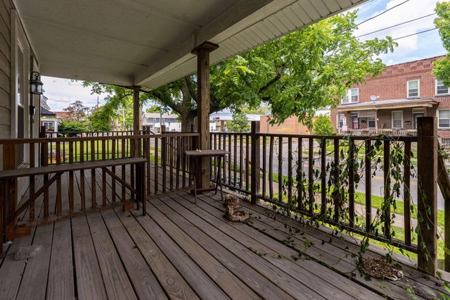 2513-2515 Indianola Avenue, Columbus, OH 43202