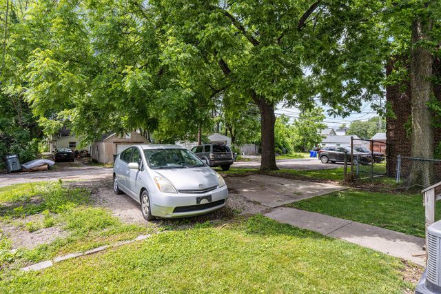 2513-2515 Indianola Avenue, Columbus, OH 43202
