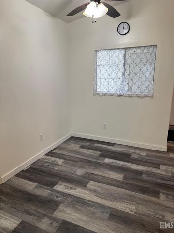 1305 Quartz Hill Road, Bakersfield, CA 93307