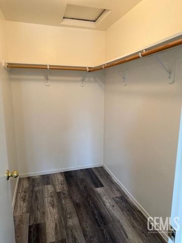 1305 Quartz Hill Road, Bakersfield, CA 93307