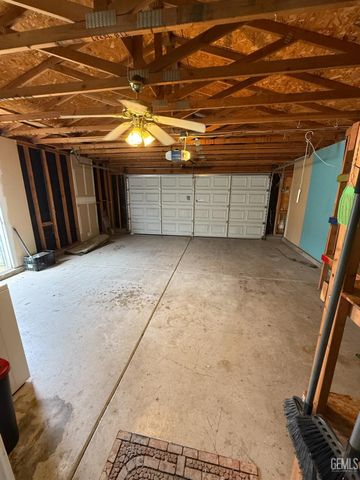 1305 Quartz Hill Road, Bakersfield, CA 93307