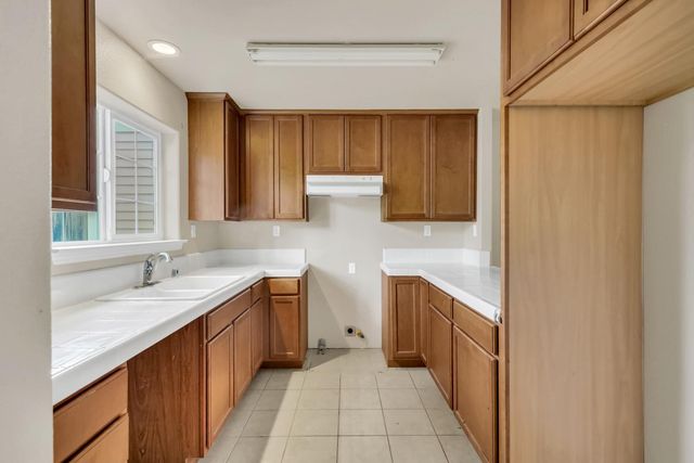 7139 Humanity Ln, Sacramento, CA 95822