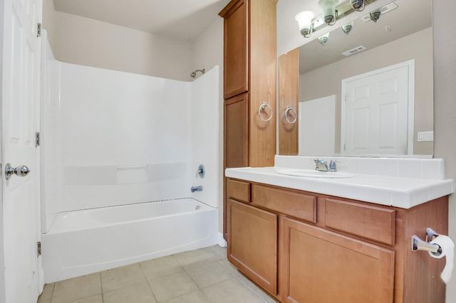 7139 Humanity Ln, Sacramento, CA 95822