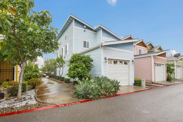 7139 Humanity Ln, Sacramento, CA 95822