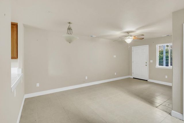 7139 Humanity Ln, Sacramento, CA 95822