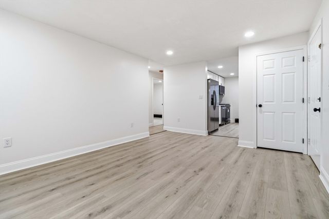 1 19th Street 3, Lowell, MA 01850