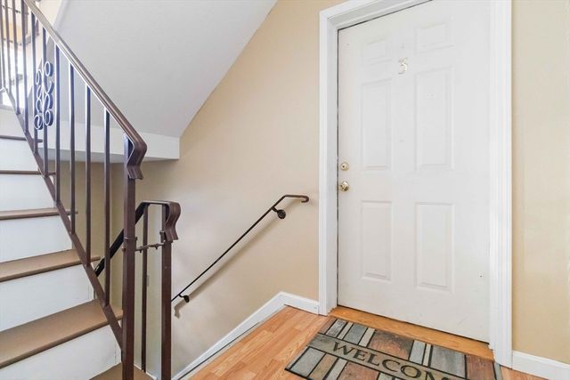 1 19th Street 3, Lowell, MA 01850
