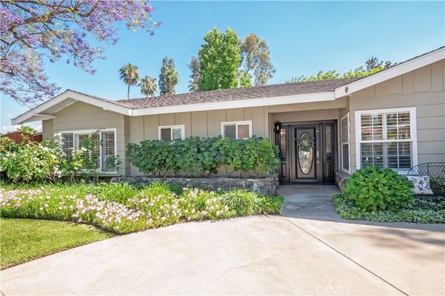 2372 Shadow Hill Drive, Riverside, CA 92506