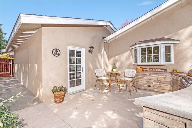 2372 Shadow Hill Drive, Riverside, CA 92506