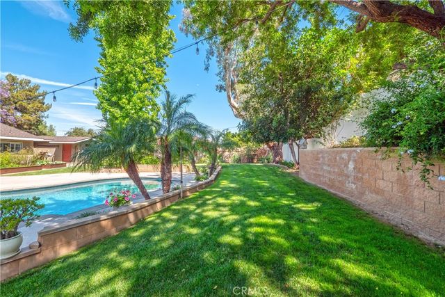 2372 Shadow Hill Drive, Riverside, CA 92506