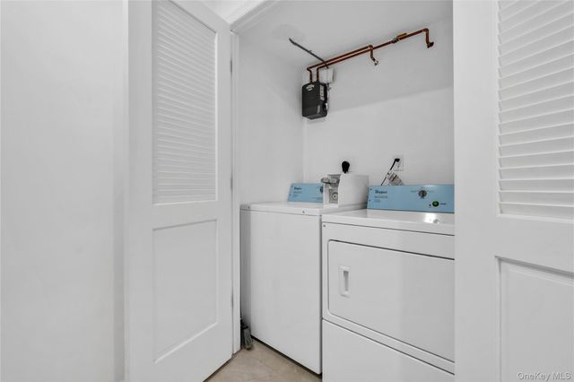 2805 21st Avenue 3, Astoria, NY 11105