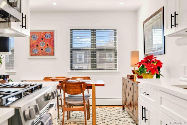 2805 21st Avenue 3, Astoria, NY 11105